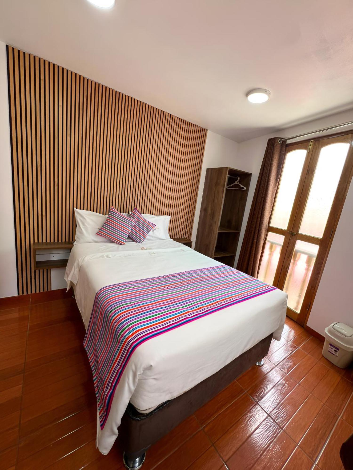 Golden Paris Hotel "Descuentos Junio" Ayacucho Ngoại thất bức ảnh